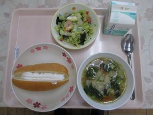 給食