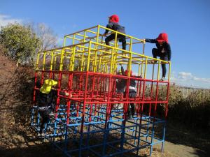 ジャングルジム