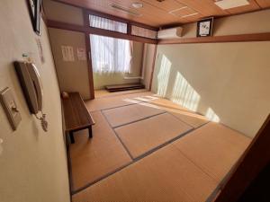 1階休憩室(小)4(9畳半)の様子