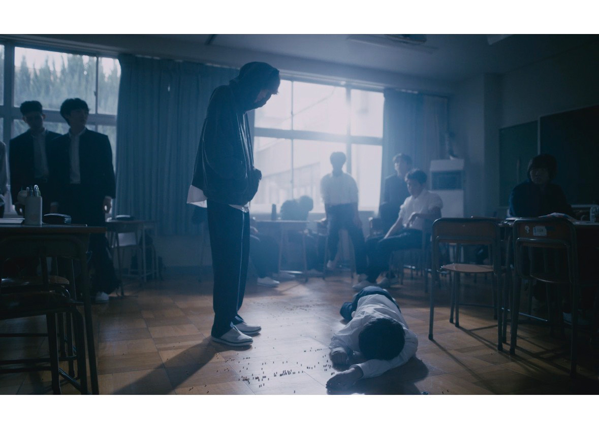 「lonely hole」の画像