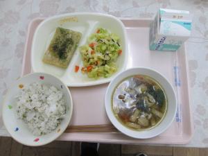 給食
