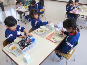仲良し給食③