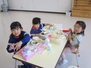 仲良し給食④