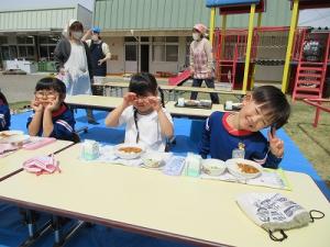 お花見給食3