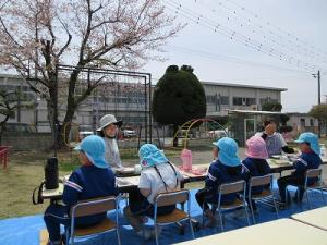 お花見給食6