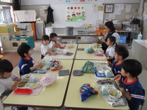 年中給食