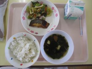 給食