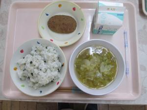 給食