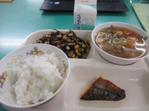 給食画像