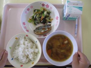 給食