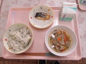 給食