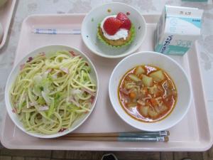 給食