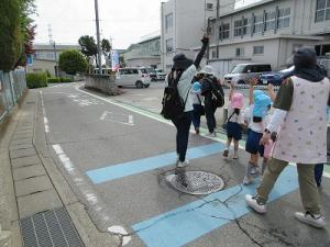 春の遠足1