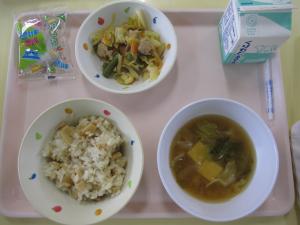 給食