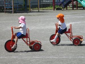 三輪車②