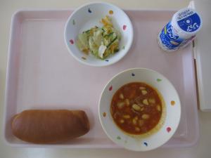 給食