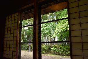 和室から観る庭園