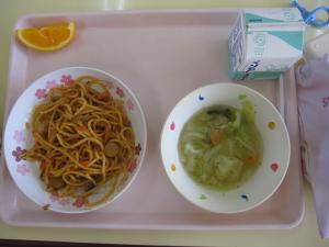 給食