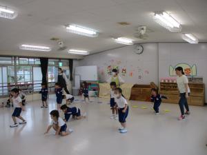 だるまさんが転んだ①