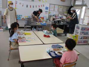 年長給食