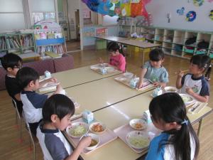 給食