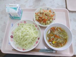 給食