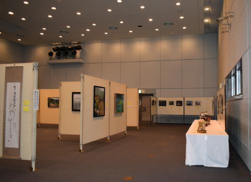 勤美展会場