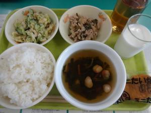 給食