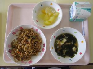 給食