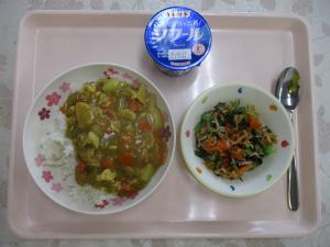 給食