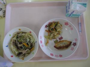給食