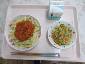 給食