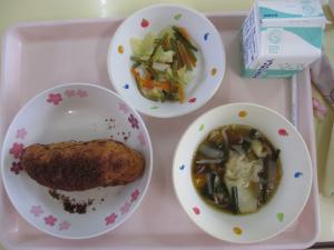 給食
