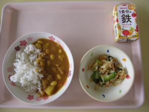 給食