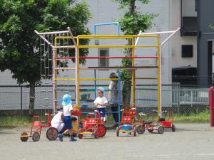 三輪車②