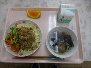 給食