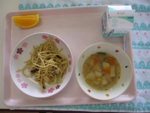 給食