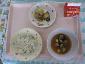給食