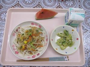 給食