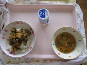 給食