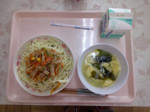 給食
