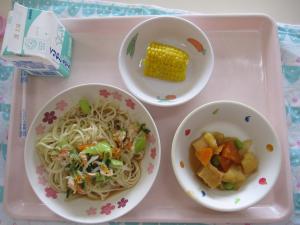 給食
