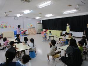 スイカの読み聞かせ