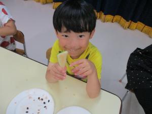 スイカの美しく食べる