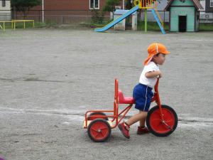 三輪車②