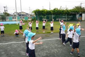 ８