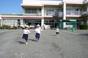５