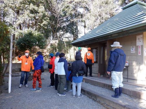 上野三碑特別公開の様子