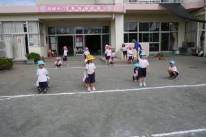 ２