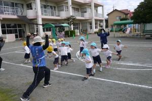 ８
